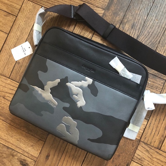 NEW‼️ COACH METALLIC CAMOUFLAGE CAMERA BAG - Picture 4 of 4